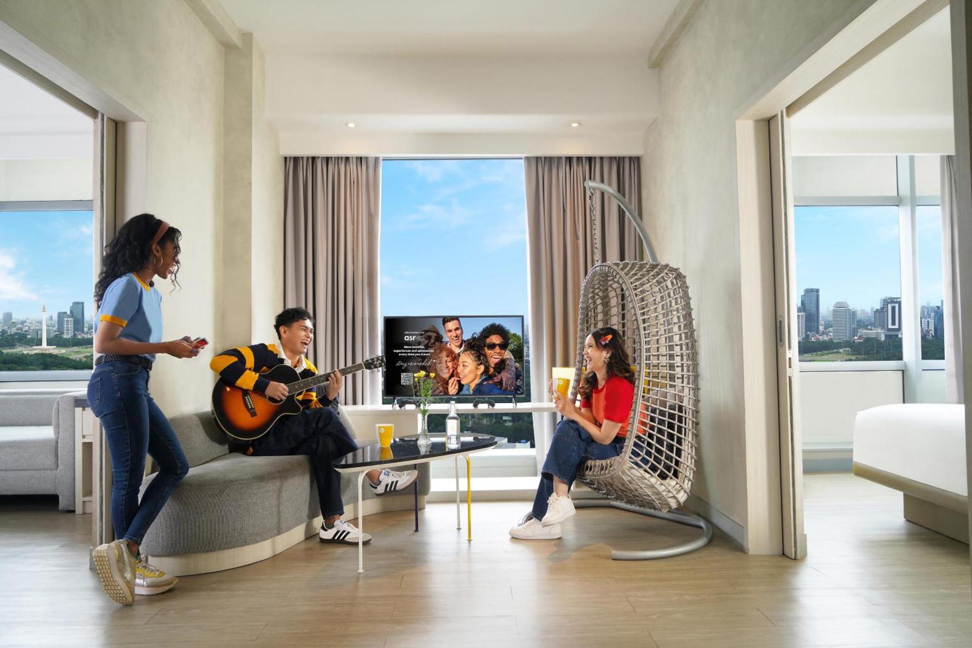 Yello Hotel Harmoni Giacarta Esterno foto